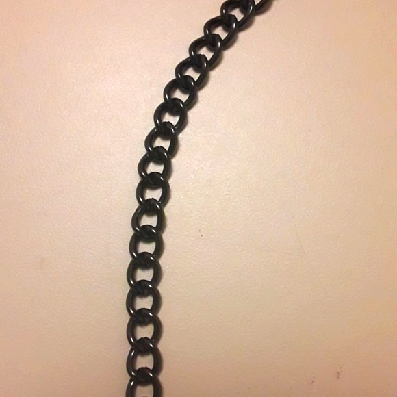 BLACK CRYSTAL TEARDROPS NECKLACE - Picture 4 of 8